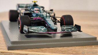 Model F1 Aston Martin AMR21 #5 Vettel 1:43 - 3