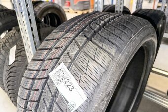 Barum Polaris 5 255/40R 19 V XL - 3