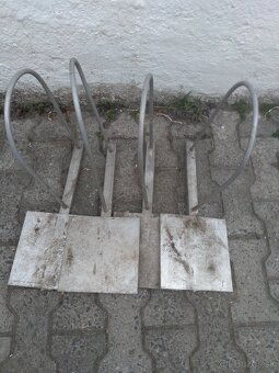 Kovova zarubna, sindle,hlinikove casti - 3