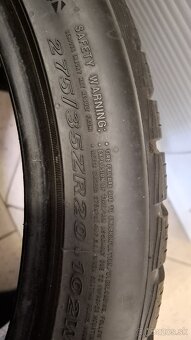 PREDÁM ZIMNÉ PNEU 2X-275/35 R20 2X-245/40R20 - 3