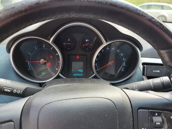 Chevrolet Cruze 1.6 91kW - 3