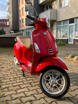 NA PREDAJ VESPA Primavera 125 - 3