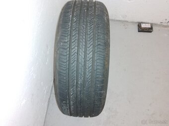 Maxxis BRAVO HPM3 215/55 R17 94V - 3