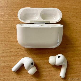 Apple AirPods Pro 3 - 3