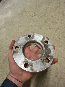 2x Rozširovacie podložky 5x120 - 3