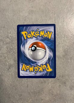 Pokemon Charizard - 3