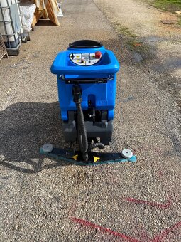 IPC CT 40 Podlahovy automat bateriovy - 3