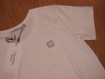 Calvin Klein dámske biele tričko - 3