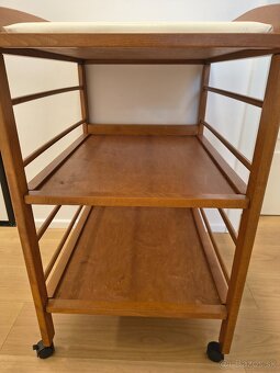 Prebaľovací pult - 3