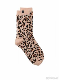 Victoria’s Secret teplé tigrovane ponožky - 3