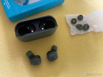 Bluetooth sluchatka JLAB - 3