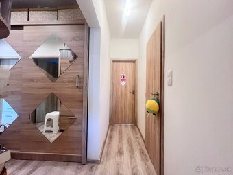 Na predaj 4 izbový byt s loggiou - Banská Bystrica/Podlavice - 3