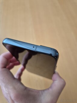 Samsung Galaxy S22 128 top stav - 3