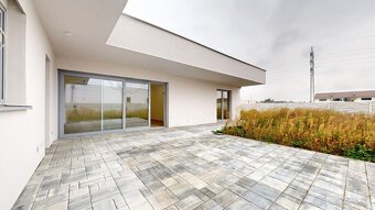 🏡 Na predaj – moderný 5-izbový rodinný dom v Galante (novost - 3