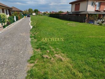 Stavebný pozemok Ivanka pri Nitre - Nitra - 3