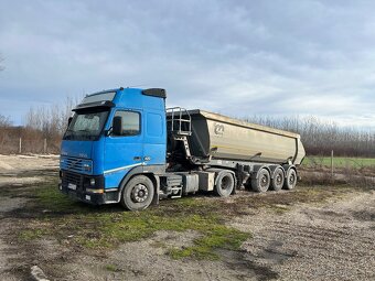 Volvo ťahač s návesom, Tatra 815 - 3