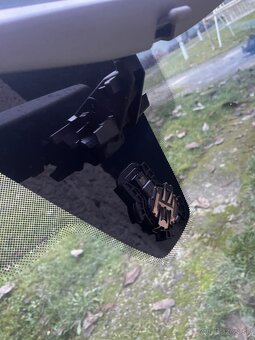 Čelne okno Dacia Duster - 3