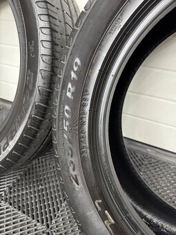 Pirelli Scorpion SEAL INSIDE 235/50 R19 6 mm DOT 1521 - 3