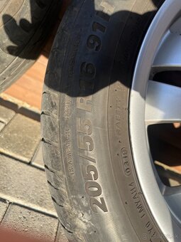 Predám BMW disky s pneu 5x120 R16 - 3