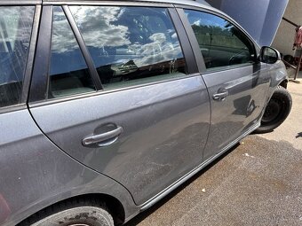 Dvere auta golf predne zadne sivy golf 5 combi 1.9 tdi vw - 3