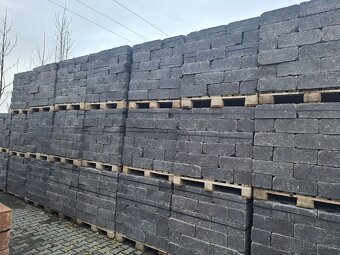 Betonovy plot - 3