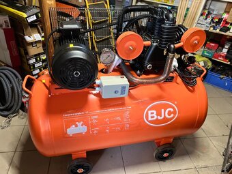 Kompresor olejovy 350L 12,5bar - 3