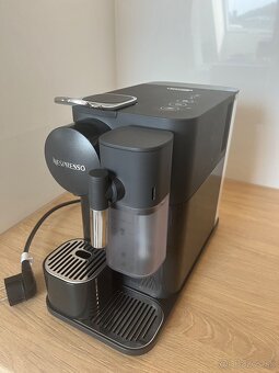 Kavova Nespresso Lattissima One - 3