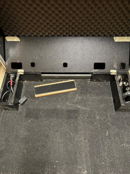 Predám Custom Pedalboard - 3