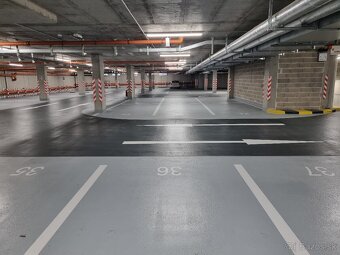 Parkovacie miesto Klincova ul. novostavba Rozeta BA-II. - 3