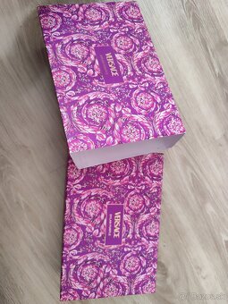 Versace Dylan Purple v darčekovom balení - 3