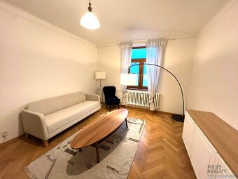Prenájom veľký, 2 izbový byt so staromestskou atmosférou, Go - 3