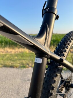Trek Marlin 5 - L, 29” - 3