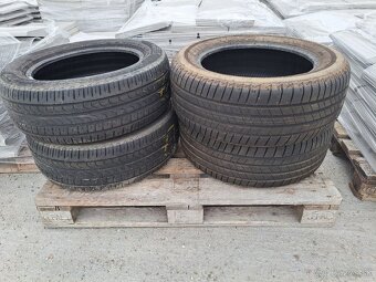 Pneu 235/55 r17 - 3