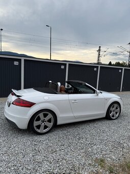 Audi TT Roadster SLINE - 3