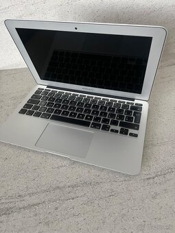 MacBook Air 11 - 3