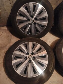 4ks alu disky orig. Škoda 5x112 r17 pneu 215/55 R17 5mm - 3
