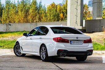 BMW 520d xDrive M Sport / TOP STAV / Virtuálny kokpit / - 3