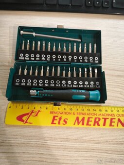 Náradie minišrubovák s bity a ráčna - 3