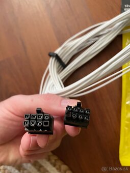 Corsair Premium 12+4pin PCIe Gen 5 12VHPWR - 3