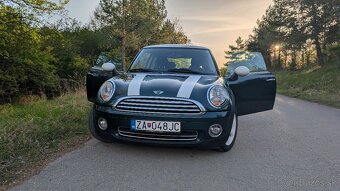 Mini Cooper R56, 1.6l benzin, 2009, 138000km, BRG edicia - 3