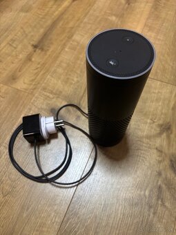 Predam Amazon Echo reproduktor - 3