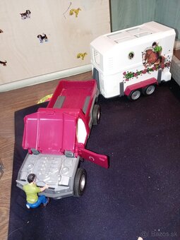 Schleich kone, zvierata, ohrady, boxy, auto, prives - 3