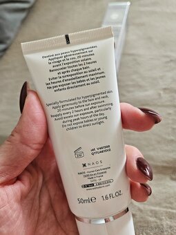 Institut Esthederm krem SPF 50 - 3