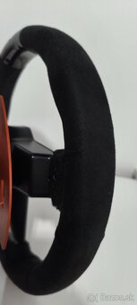 Fanatec CSL BMW alcantara magneticke padla - 3