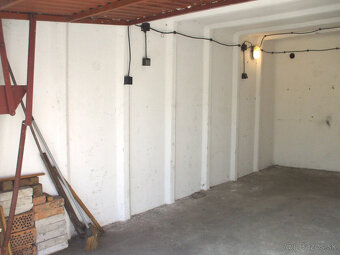 Prenájom garáže v Šamorine / MESTSKY MAJER / - 3