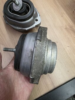 Silenblok motora BMW e53 3.0i - 3