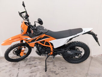 KTM 125 ENDURO R ORANGE 2025 (DEMO odo 100km) - 3