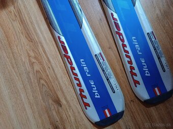 Predám lyže a lyžiarky, palice, helma a okuliare - 3