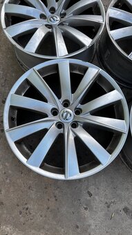 Originálne elektróny 19" Volvo - 3