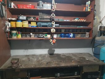 Dielenský ponk a vybavenie garáže - 3